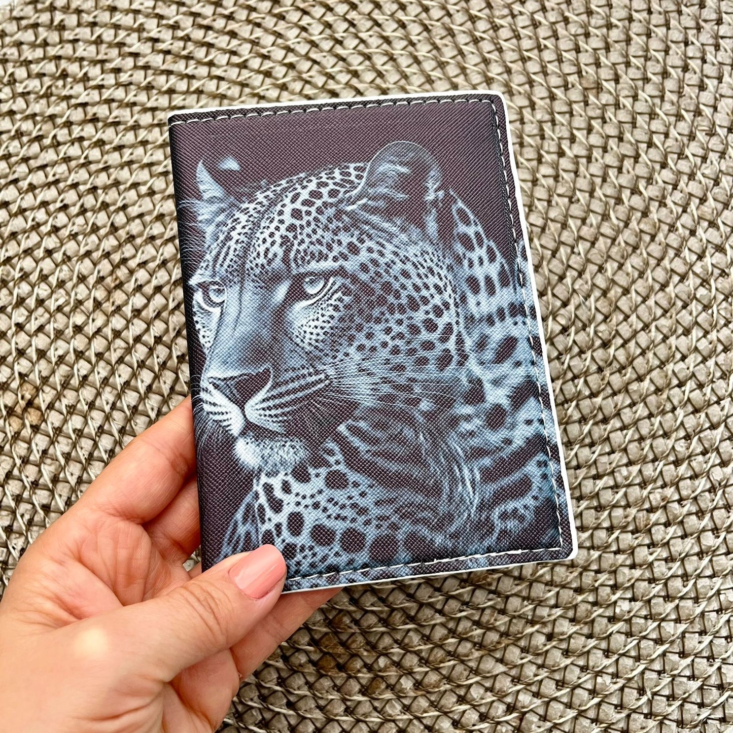 FUNDA PASAPORTE BLACK ANIMALITOS